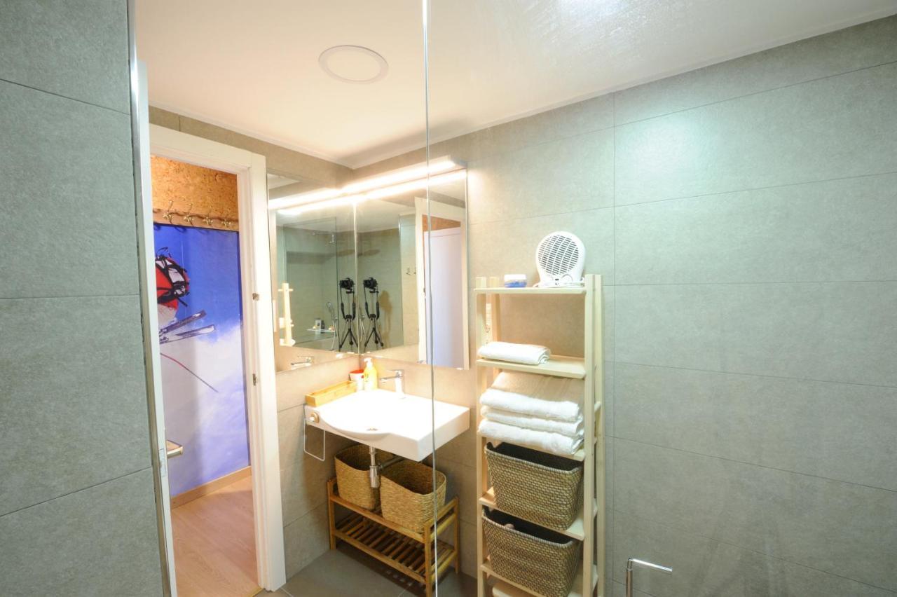 Escuela Cost Impala Plaza Apartamento